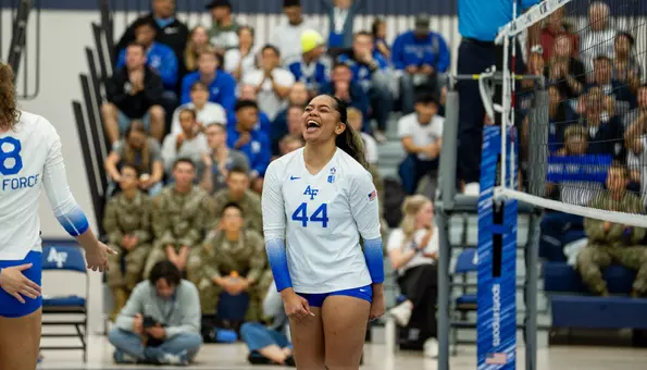 Grace Fiaseu celebrates a kill in the Falcons' MW-opening win over San Jose State.
