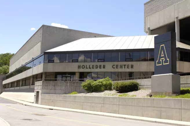 Holleder Center