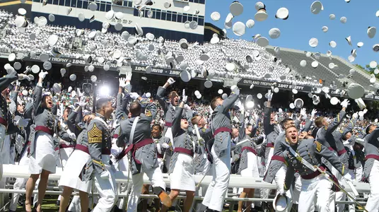 2015 graduation hat toss _3287587