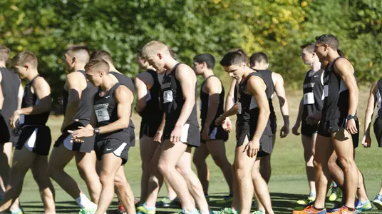 Men's Cross Country teamshot