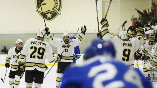 Hockey Continues Season at the Ledyard Classic Image