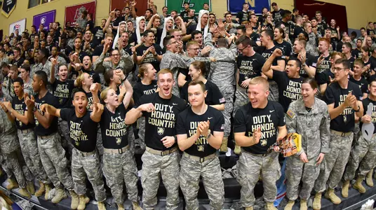 Crowd_Christl_20934865