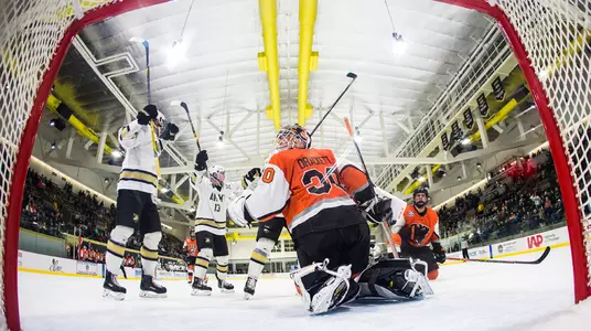 Army Renews Rivalry with Air Force Image