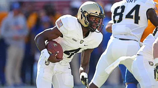 Cam Thomas rushes for a touchdown in Army's big victory over San Jose State