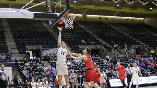 Matt Wilson goes up for the hook shot