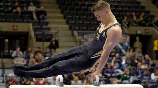 Army Travels to William & Mary for Dual Image