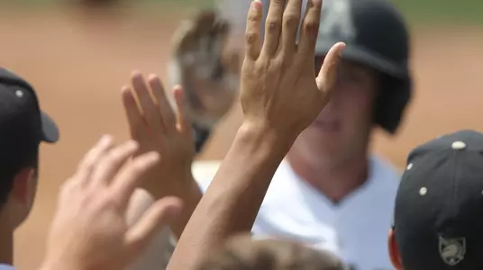 Generic High-Five_web