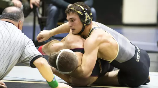 Lucas Weiland wrestling at the Black Knight Invite