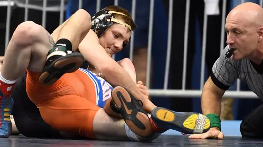 Lane Peters wrestling at the 2018 All-Academy Championships
