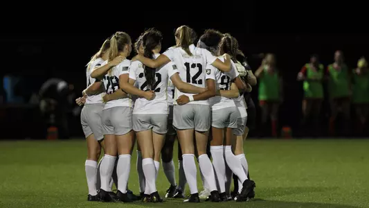 W. Soccer pregame huddle 2019
