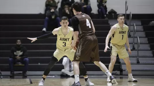 Tommy Funk defends a Lehigh guard