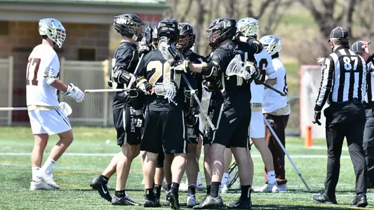 Men's Lacrosse Huddle at Lehigh