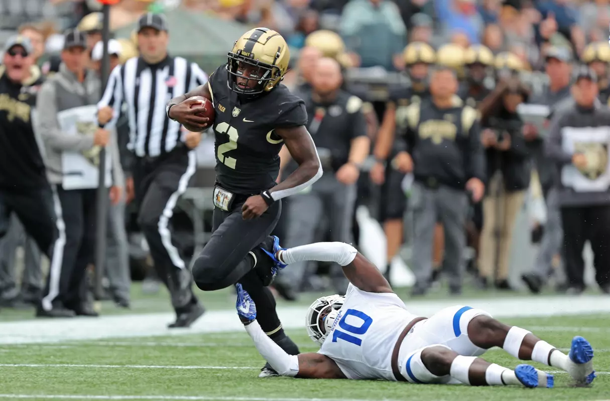 Oct 1, 2022; West Point, New York, USA; Army Black Knights quarterback Tyhier Tyler (2) runs with the ball against the Georgia State Panthers during the second half at Michie Stadium. Mandatory Credit: Danny Wild-USA TODAY Sports