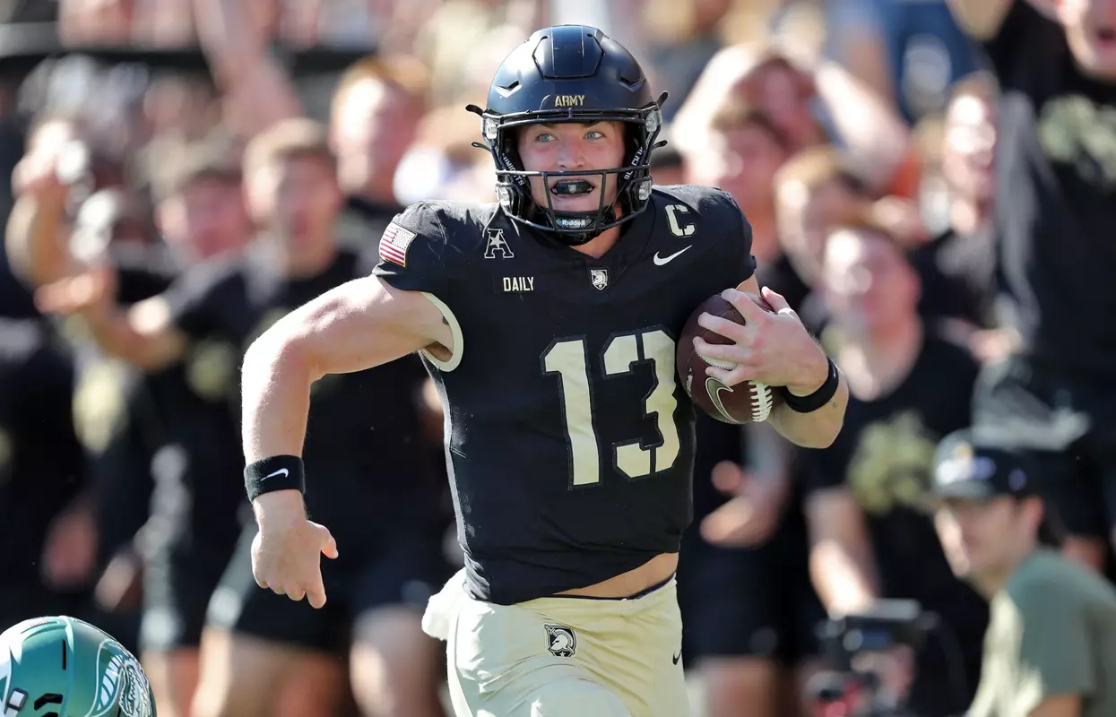 Bryson Daily runs vs. UAB