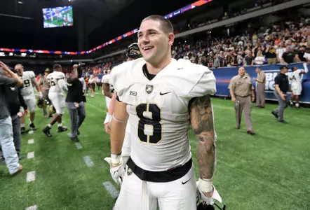 Sep 15, 2023; San Antonio, Texas, USA; Army Black Knights running back Hayden Reed (8) celebrates a 37-29 victory against the UTSA Roadrunners at the Alamodome. Mandatory Credit: Danny Wild-USA TODAY Sports