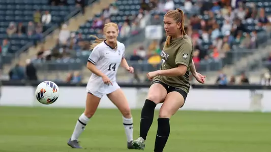 The Navy Midshipmen takes on the Army Black Knights in Women’s Soccer at Subaru Park on October 10, 2025. (Isaiah Vazquez/Army)