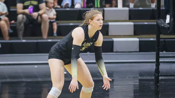 Chloe Murakami Prepares for a Serive