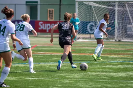 #30 Brigid Duffy runs with the ball in Army's 4-1 victory over Manhattan on August 17, 2025