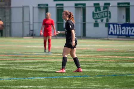 #4 Daisy West in Army's 4-1 victory over Manhattan on August 17, 2025