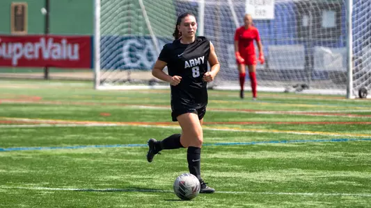 Grace Burns at Manhattan 8/19/25