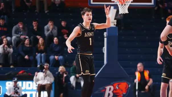 Jackson Furman Runs Back to Play Defense at Buckell