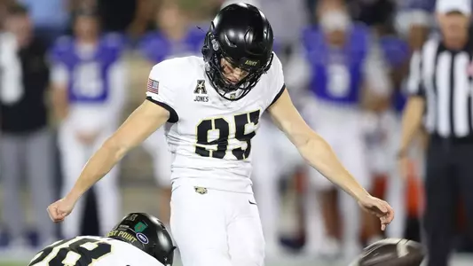 Dawson Jones makes a 50-yard field goal as time expires at Tulsa, giving Army a 38-25 win.