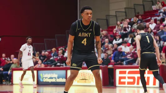 Jaxson Bell Heads Back On Defense against Lafayette