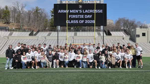 Men's Lacrosse Firsties and Families on Firstie Day