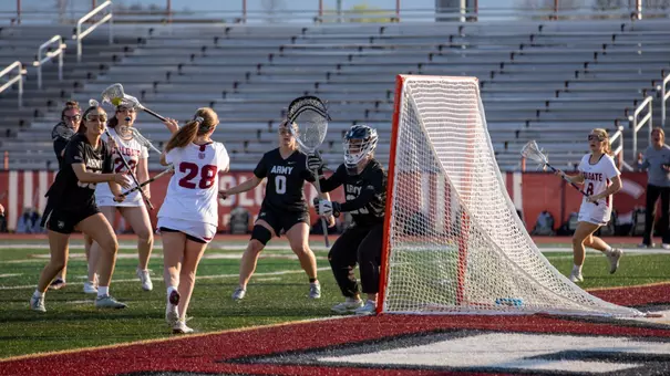 Army West Point women's lacrosse #20 Lindsey Serafine looks to stop a shot against Colgate on April 22, 2026