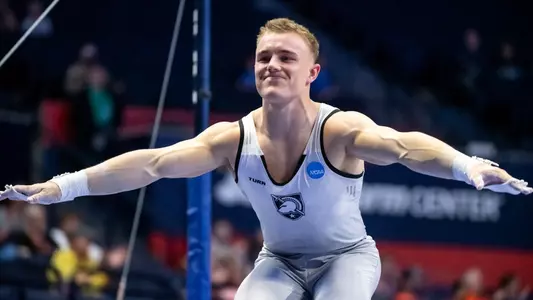 Cash Johnston competes on the Horizontal Bar at the NCAA Championships on Apr. 17, 2026