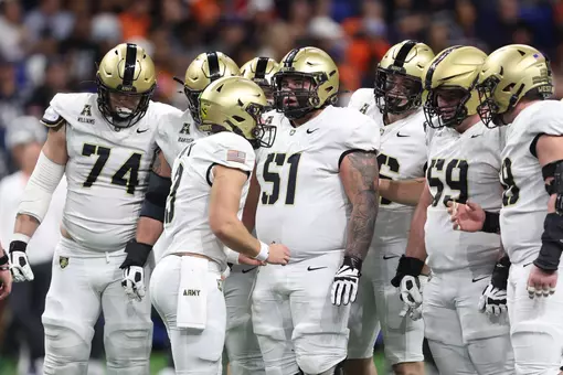 The Army Offensive Line huddles before at play at UTSA in 2025.