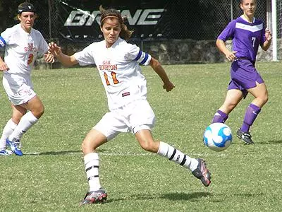 Raquel Bueno named preseason All-SLC