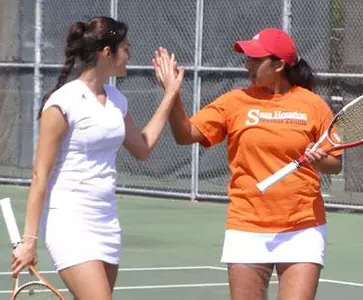 Bearkats earn ITA regional rankings for team, singles, doubles