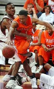 Sam Houston wins important game in San Antonio 73-61