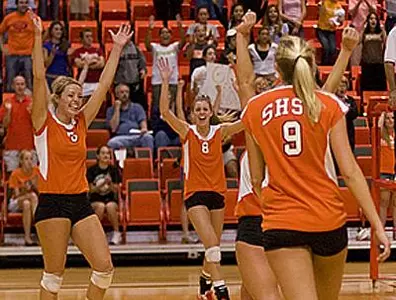 Kim Black, Carli Kolbe, Courtney Laskowski sign with Sam v
