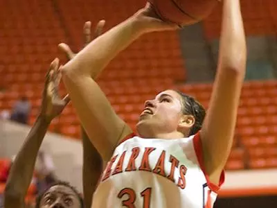 Women's basketball opens preseason practice