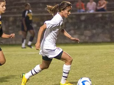 Bueno hat trick powers Kats to victory