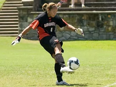 Jenny Pence named SLC Goalkeeper of the Week