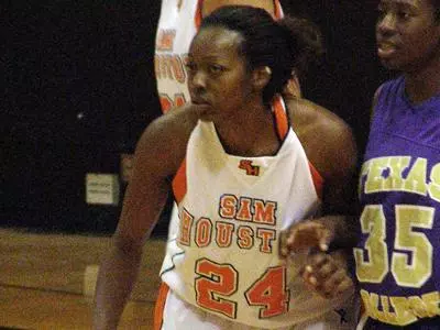 Oral Roberts 83-41 over Bearkats in Tulsa