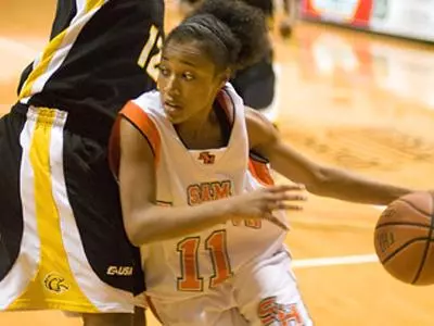 Women's basketball wins 83-80 over Centenary Ladies