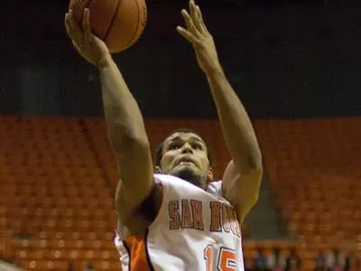 Kats move in to first with 72-51 win over Islanders