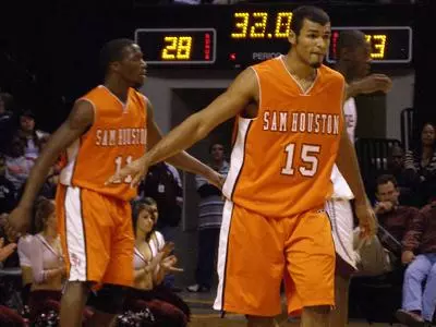 Men's basketball meets Texas College Monday at 7 p.m.