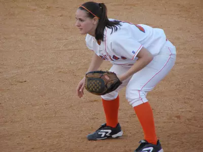 Softball wins final three games of Florida trip