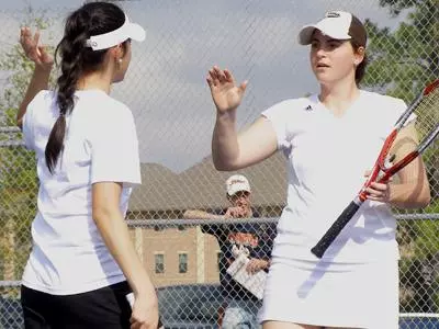 Southern Mississippi hands Bearkats 6-1 tennis loss