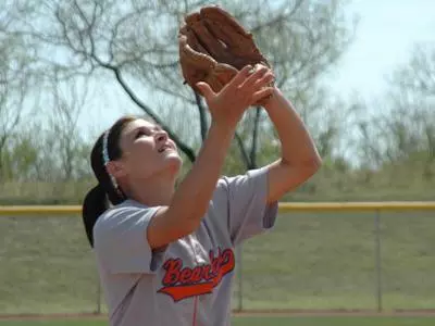 Softball sweeps Nicholls State