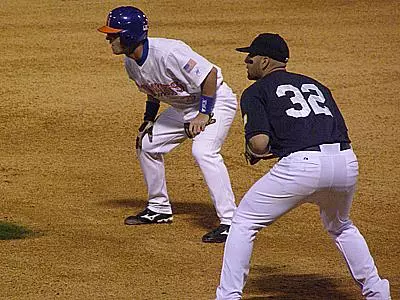 Baseball upsets No 13 Rice 13-12