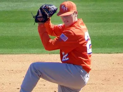 Baseball sweeps Central Arkansas