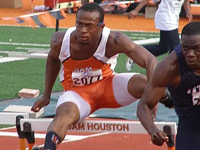 Kats post 21 top 10 finishes at Baylor meet