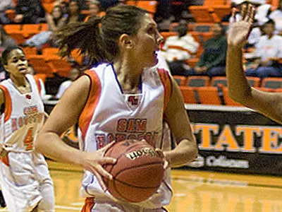 Women's basketball opens with 91-52 loss at Texas Tech