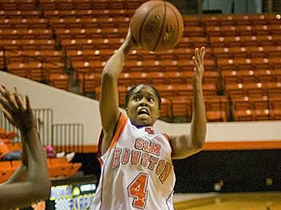 Women fall 101 to 85 to ORU